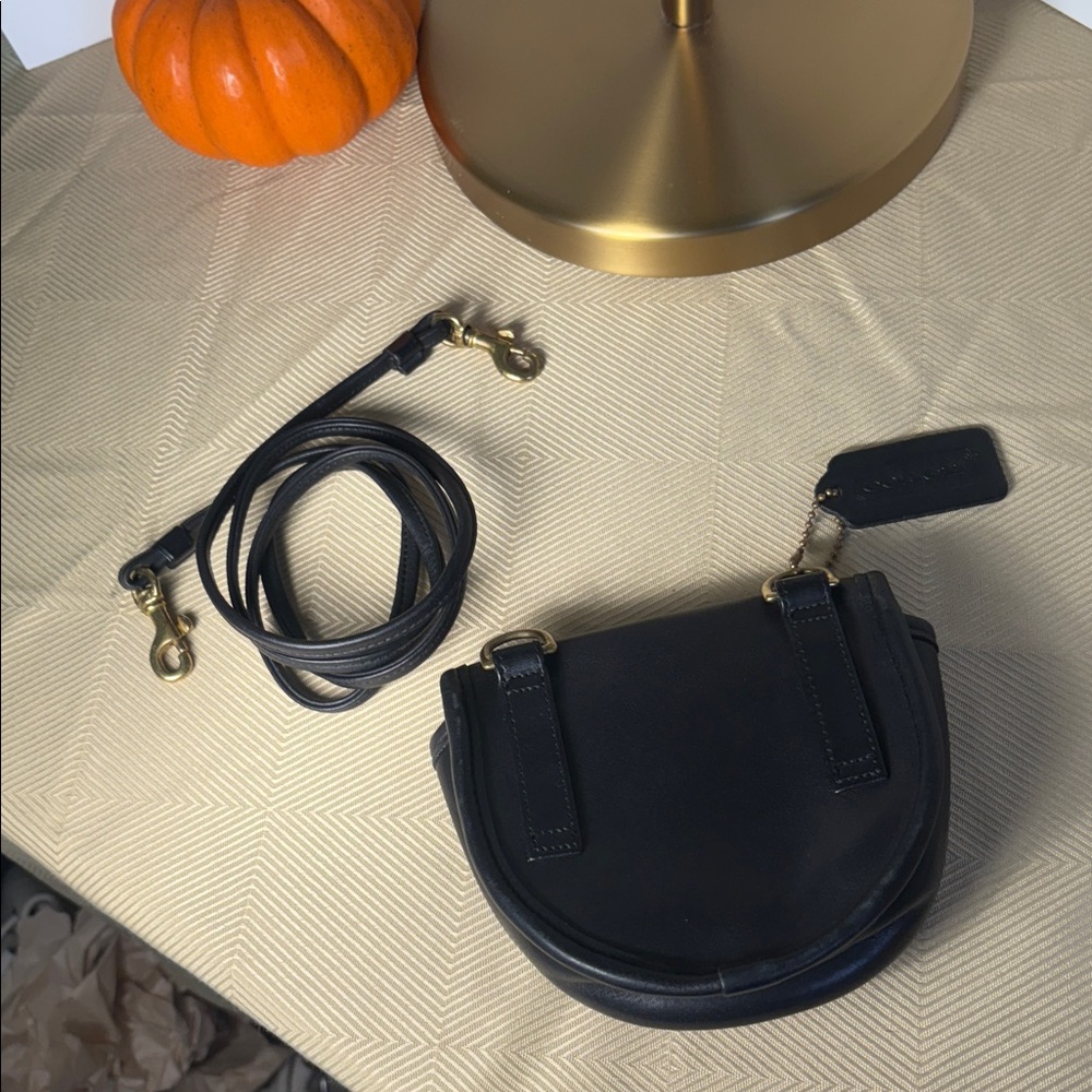 Coach Vintage Y2K Mini Belt Bag/ Crossbody with Removable Strap #0099-329 - Picture 14 of 16